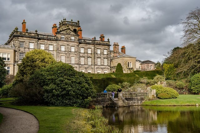 Entrance view of Islip Grange Park with historic windmill and gardens – Islip Grange Park photos